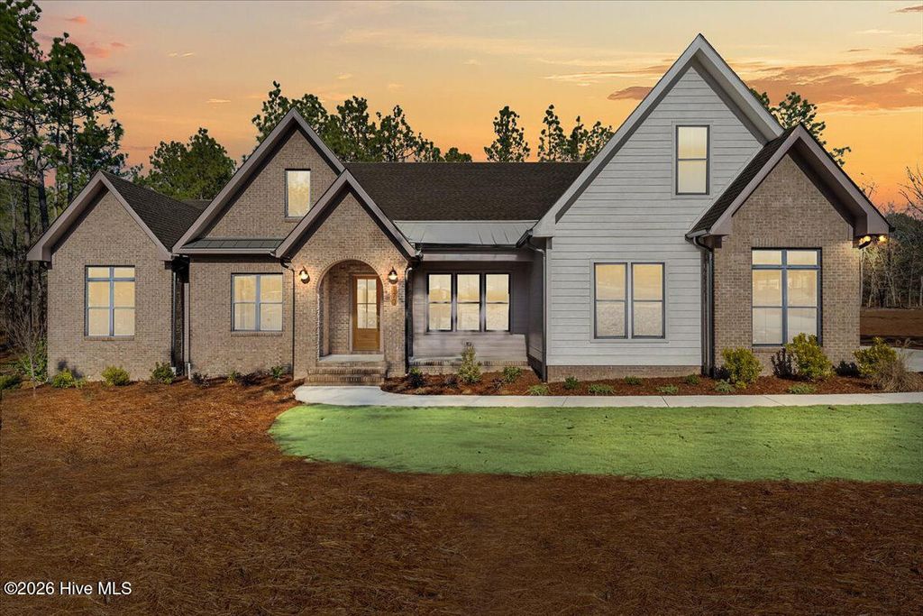 Photo of 170 Sugar Sand Lane, West End, NC 27376 (MLS # 100548270)