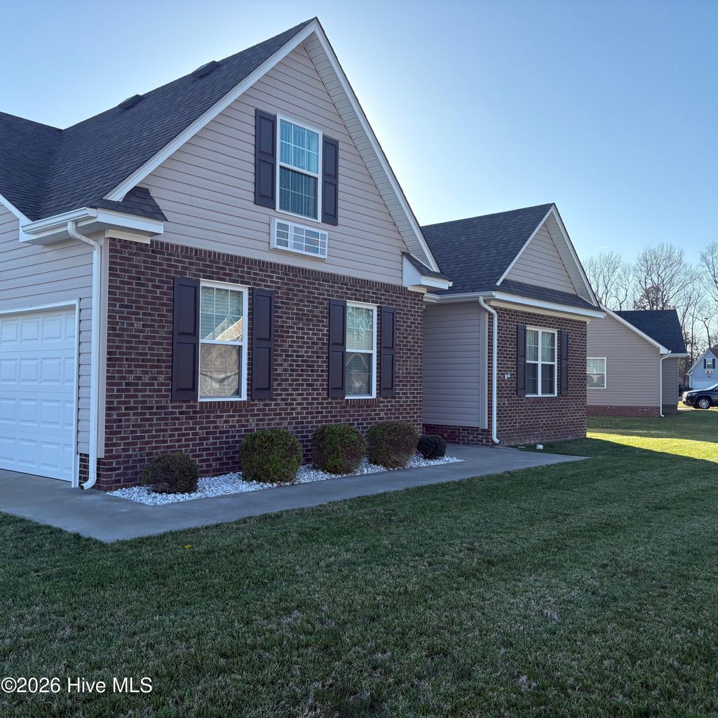 Photo of 327 Nugget Trail, Elizabeth City, NC 27909 (MLS # 100560576)