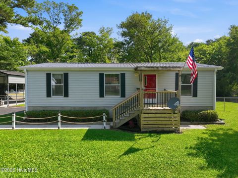 Mobile Home For Sale - 144 Ruth Lane<br/> Beaufort, NC 28516