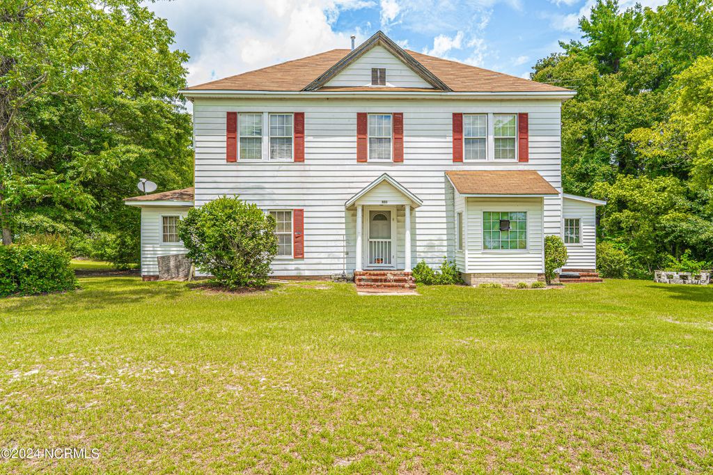 Photo of 801 Monroe Street, Carthage, NC 28327 (MLS # 100524091)