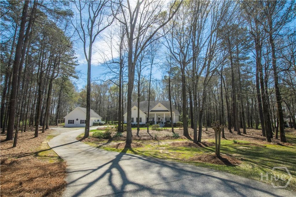 Photo of 2669 Bay Ridge Drive, Loganville, GA 30052 (MLS # CL351782)