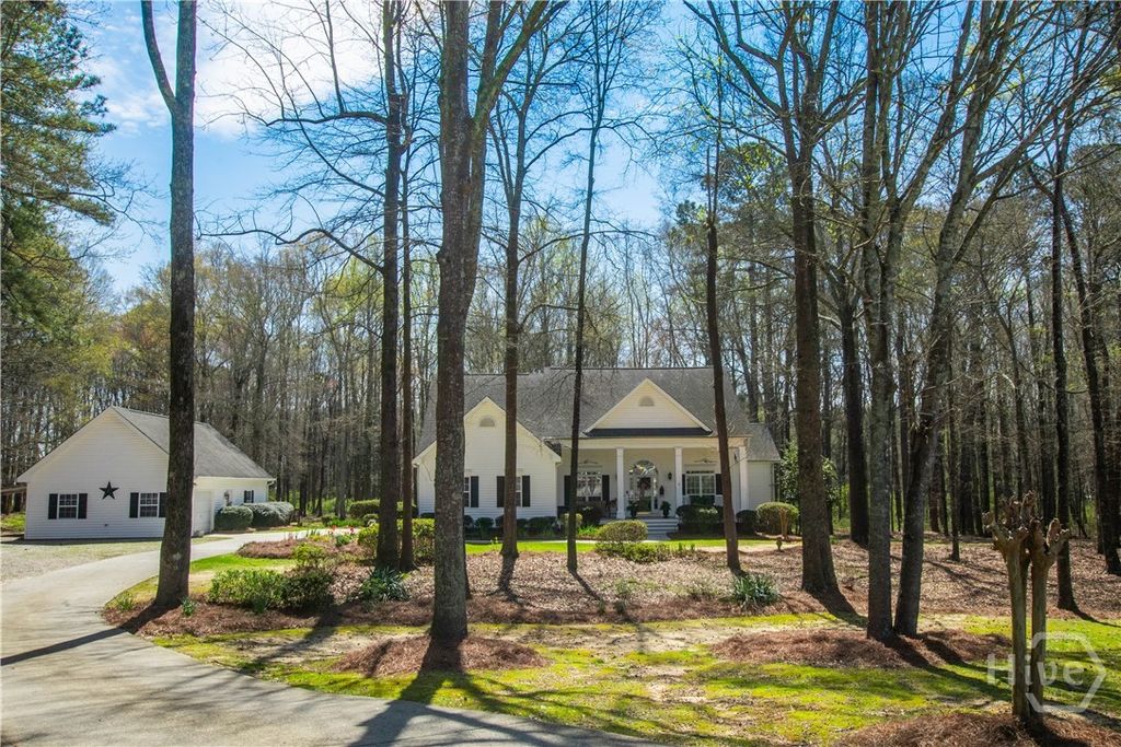 Photo of 2669 Bay Ridge Drive, Loganville, GA 30052 (MLS # CL351782)