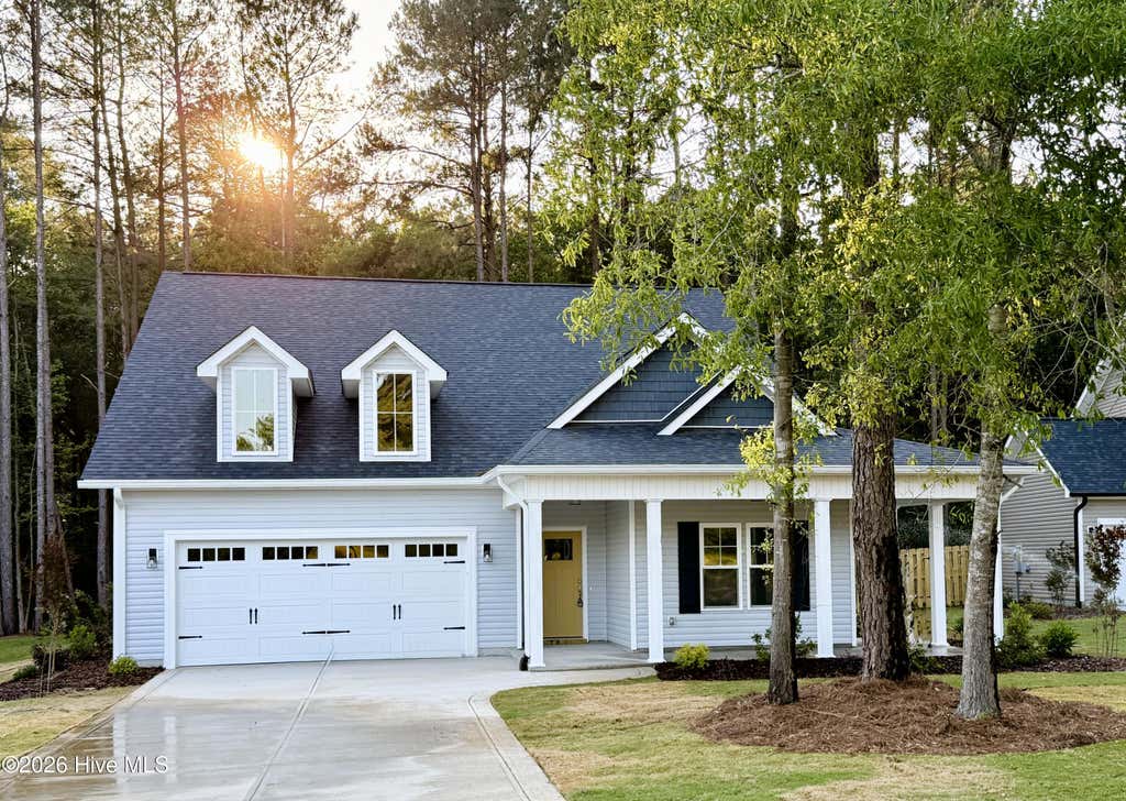 Photo of 430 Hyland Hills Road, Southern Pines, NC 28387 (MLS # 100583907)