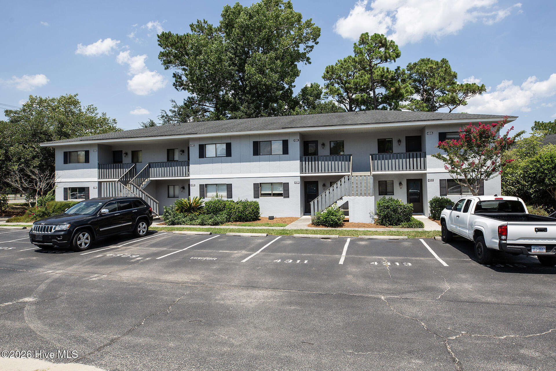 4313 Holly Tree Road