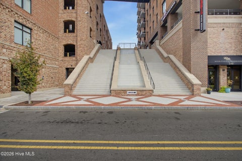 Tiny photo for 10 Grace Street #Apt 303, Wilmington, NC 28401 (MLS # 100609067)