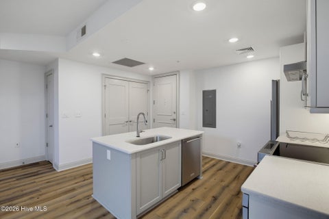 Tiny photo for 10 Grace Street #Apt 303, Wilmington, NC 28401 (MLS # 100609067)