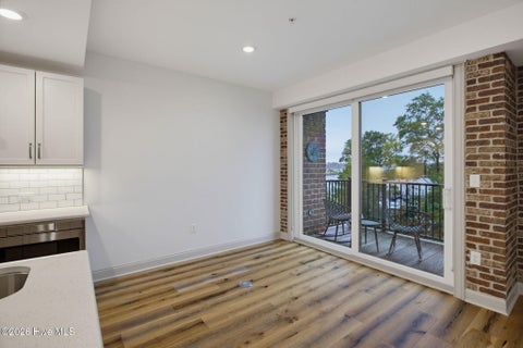 Tiny photo for 10 Grace Street #Apt 303, Wilmington, NC 28401 (MLS # 100609067)