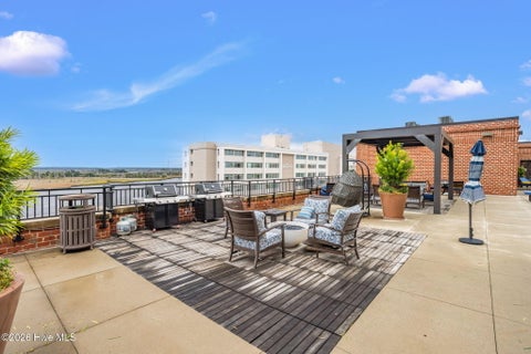 Tiny photo for 10 Grace Street #Apt 303, Wilmington, NC 28401 (MLS # 100609067)