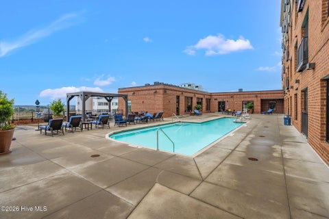 Tiny photo for 10 Grace Street #Apt 303, Wilmington, NC 28401 (MLS # 100609067)