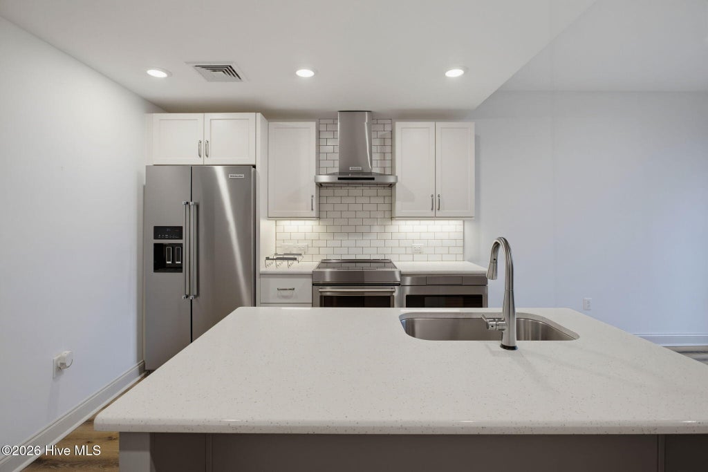 Photo of 10 Grace Street #Apt 303, Wilmington, NC 28401 (MLS # 100609067)