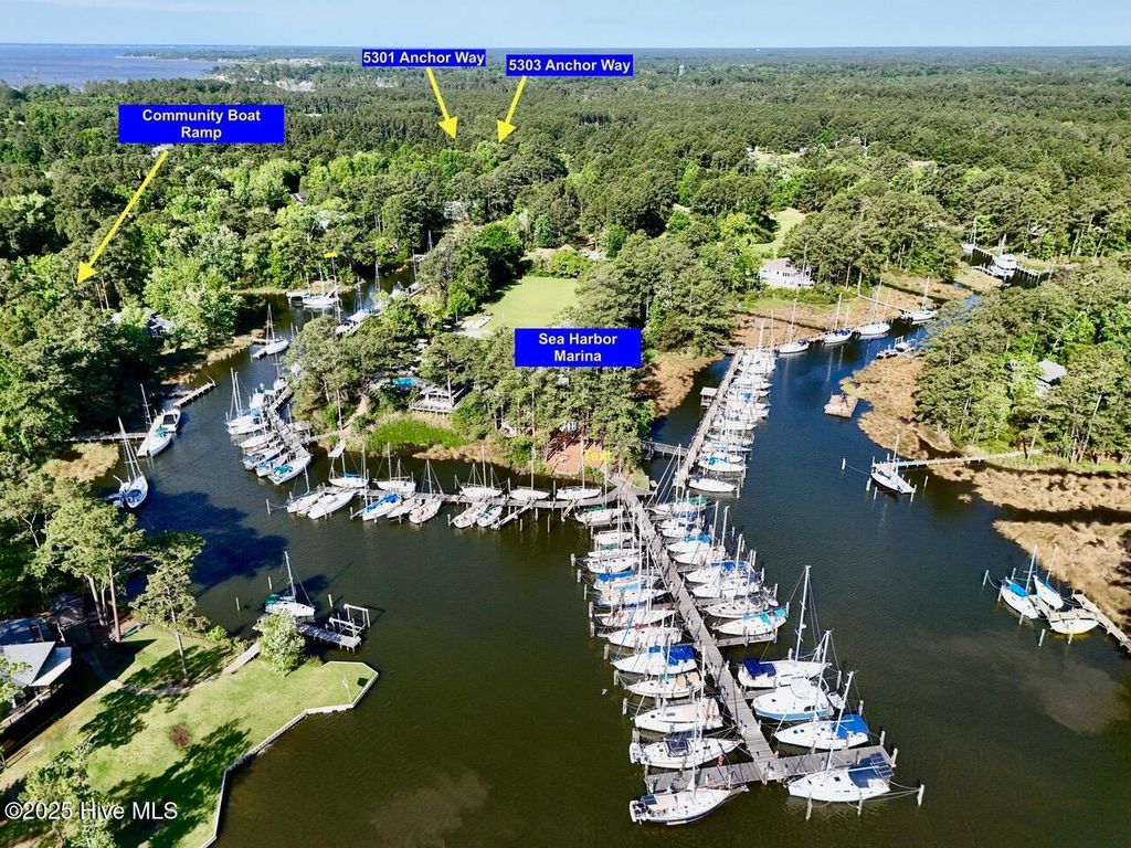 Photo of 5301 Anchor Way, Oriental, NC 28571 (MLS # 100506562)