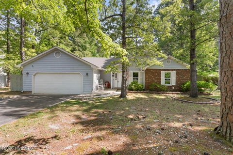 Homes For Sale - 214 Baytree Drive<br/> Onslow County, Jacksonville, NC 28546