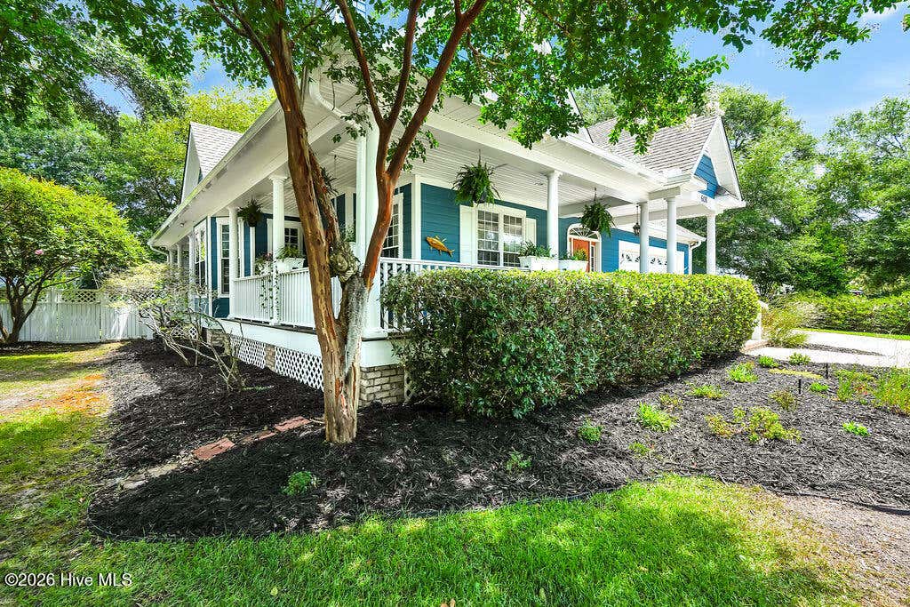 Photo of 6138 River Sound Circle, Southport, NC 28461 (MLS # 100590637)