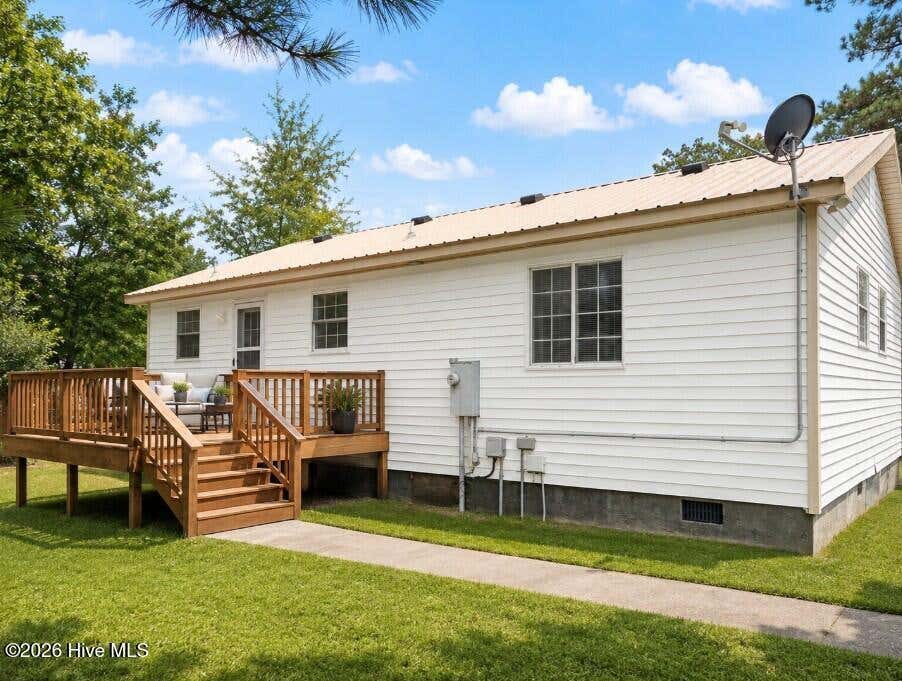 Photo of 112 Poplar Street, Wallace, NC 28466 (MLS # 100593759)