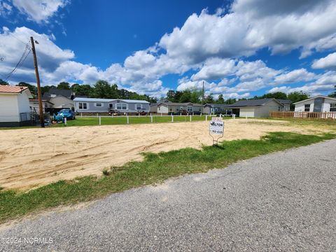 Vacant Land For Sale - 27 Moore Street<br/> Bladen County, Elizabethtown, NC 28337