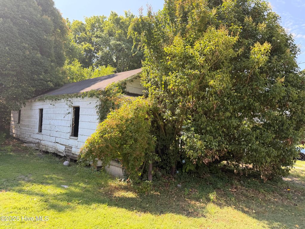 Photo of 503 Grace Street S, Wilson, NC 27893 (MLS # 100583838)