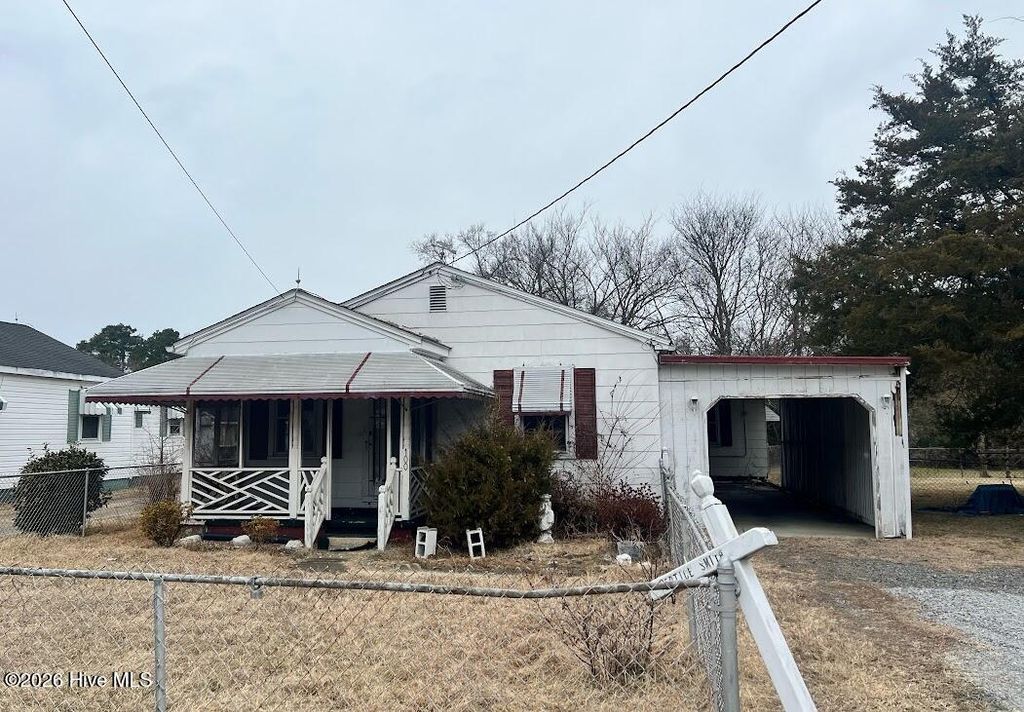 Photo of 100 Pine Street, Garysburg, NC 27831 (MLS # 100556530)