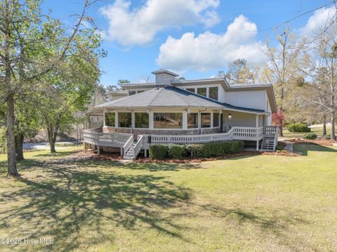 Homes For Sale - 401 S Lake Drive<br/> Thomson, GA 30824