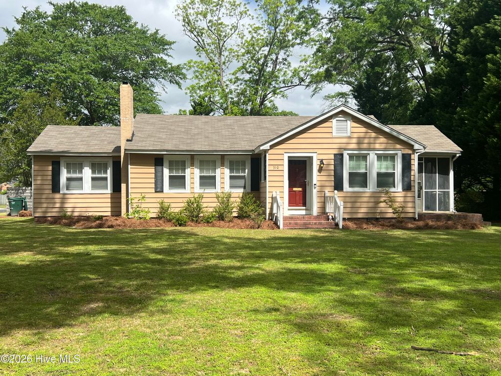 Photo of 310 S Howard Circle, Tarboro, NC 27886 (MLS # 100569872)