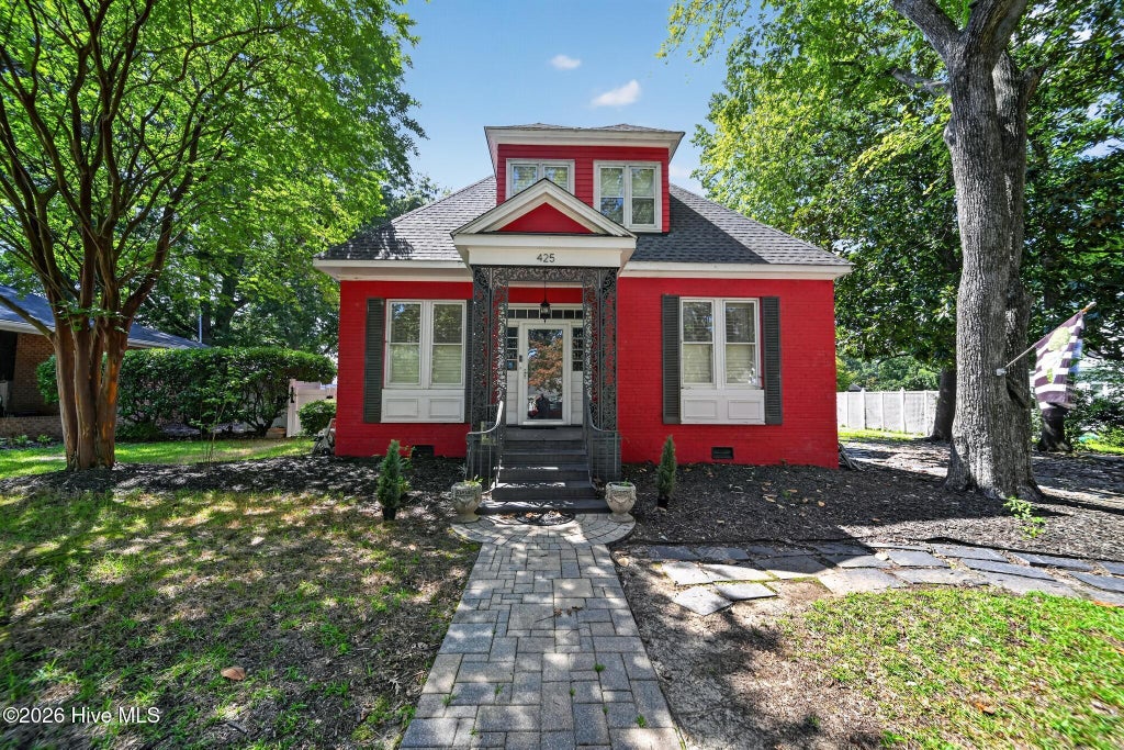 Photo of 425 Roanoke Avenue, Roanoke Rapids, NC 27870 (MLS # 100593466)