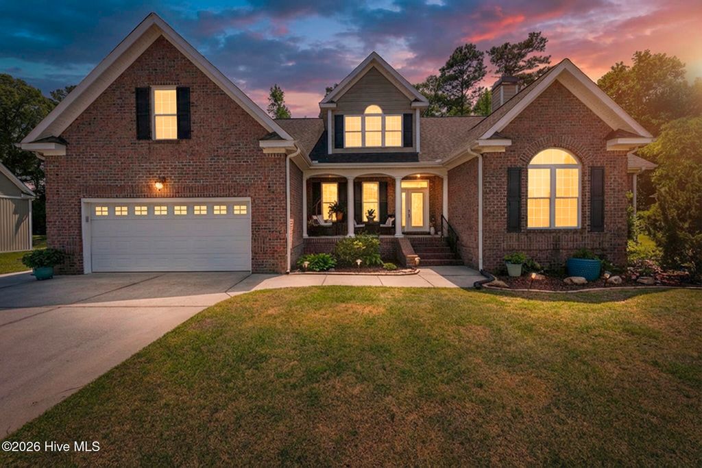 Photo of 135 Staffordshire Drive, New Bern, NC 28562 (MLS # 100569824)