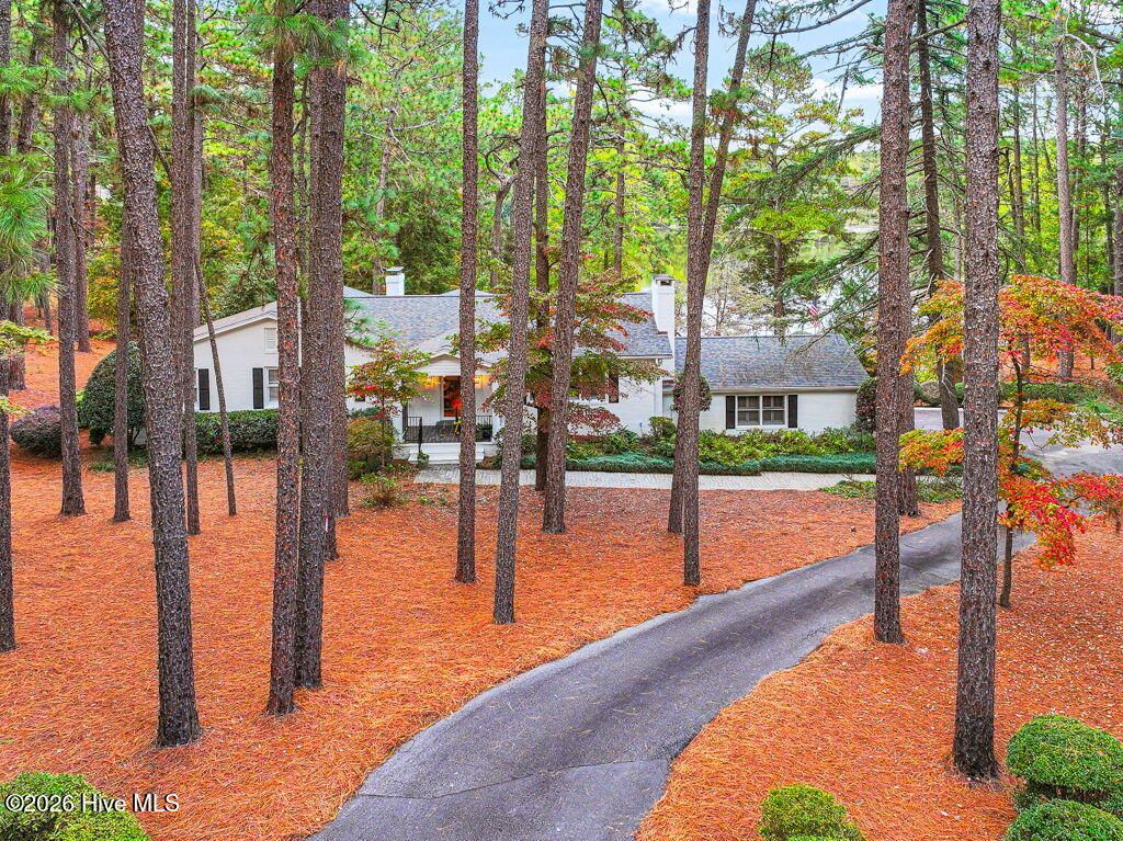 Photo of 255 Lake Dornoch Drive, Pinehurst, NC 28374 (MLS # 100552642)