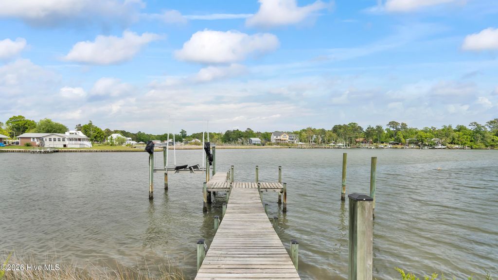 Photo of 1037 Meridian Drive, Sneads Ferry, NC (MLS # 100573071)