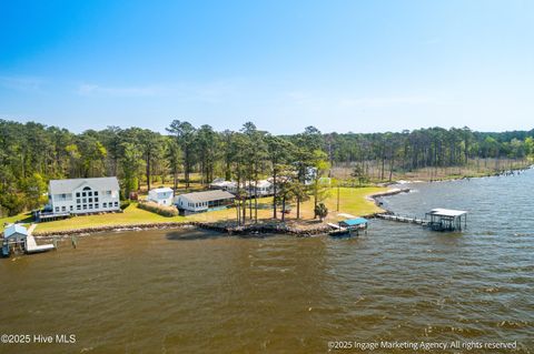 Homes For Sale - 283 Chambers Point Road<br/> Belhaven, NC 27810
