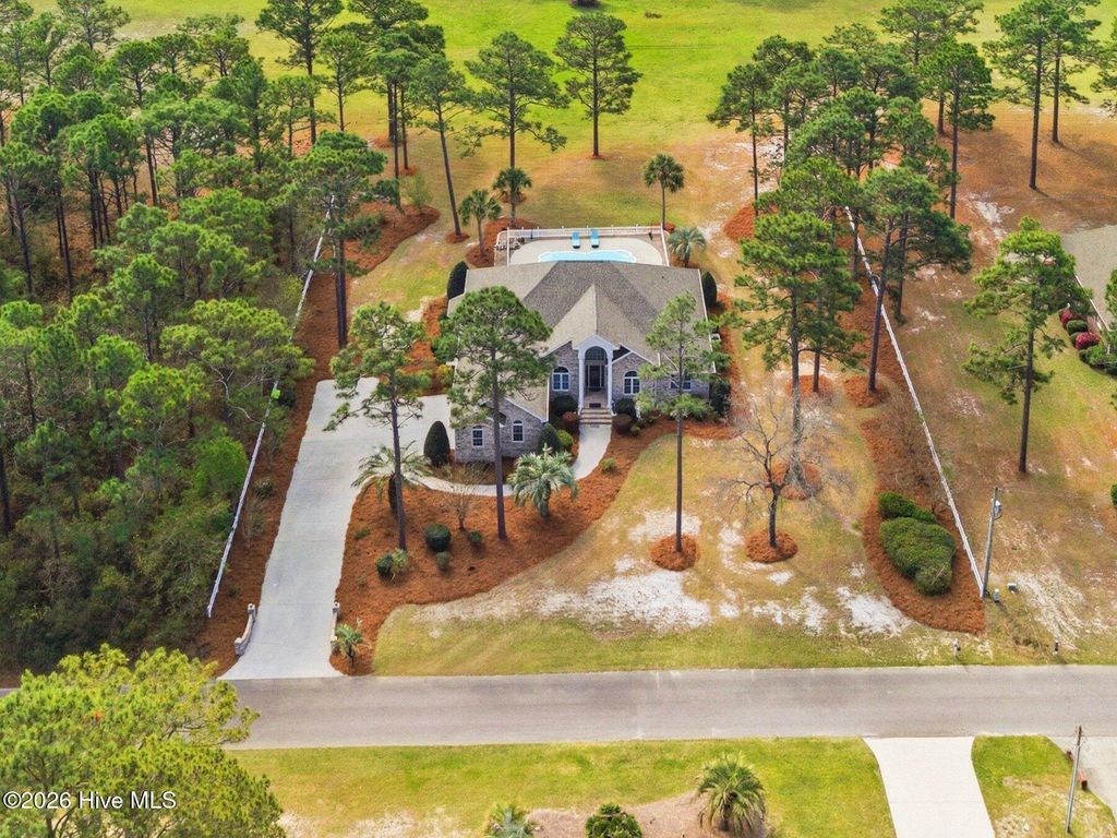 Photo of 20 Queens Grant Circle SW, Shallotte, NC 28470 (MLS # 100563344)