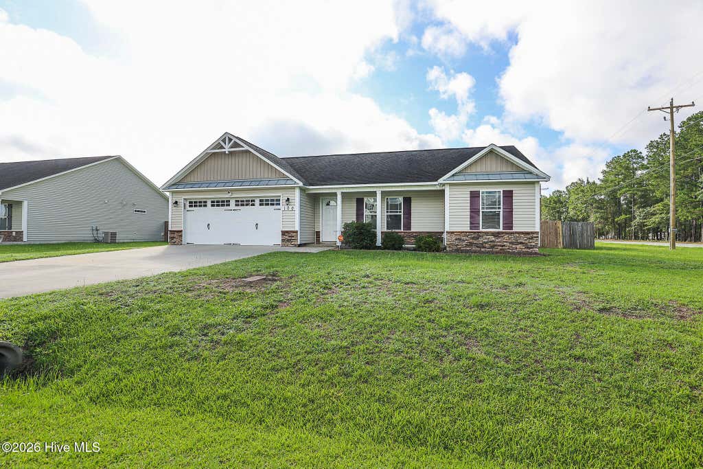Photo of 100 Gobblers Way, Richlands, NC 28574 (MLS # 100595395)