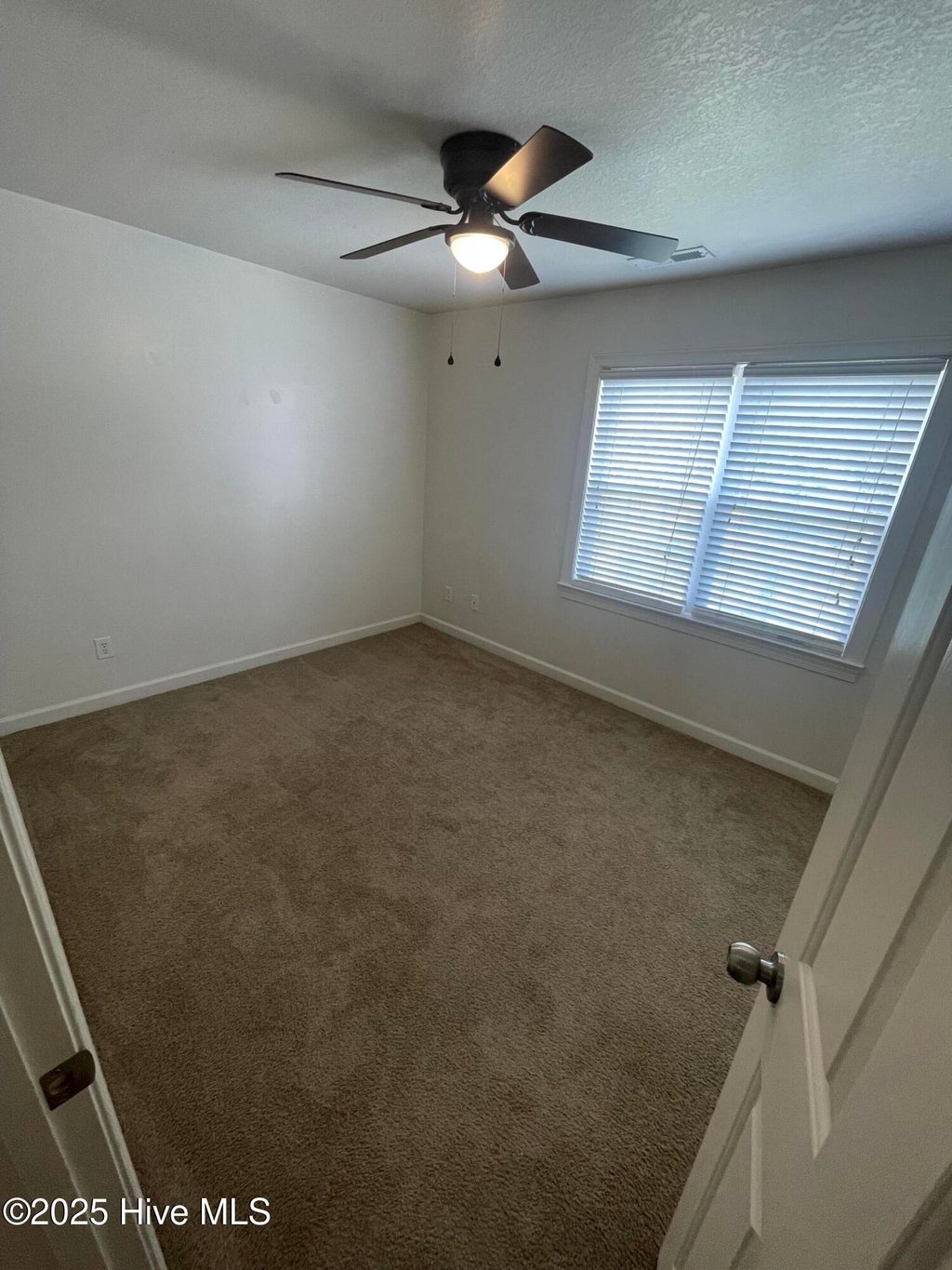 Photo of 602 Springwood Drive, Jacksonville, NC 28546 (MLS # 100601178)