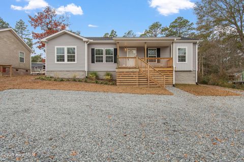 Photo of 530 Sioux Road, Southport, NC 28461 (MLS # 100544559)
