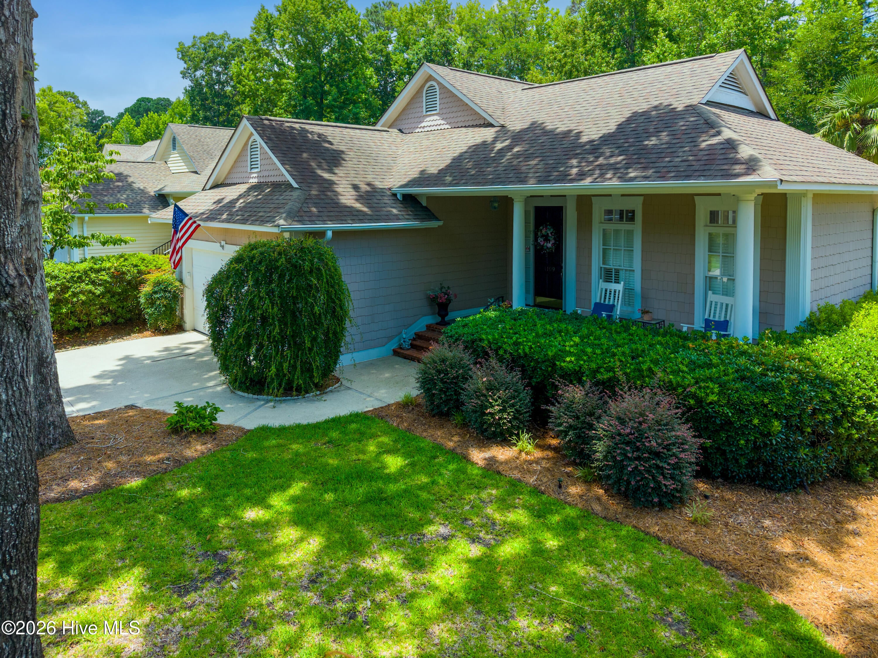 1109 Congressional Lane