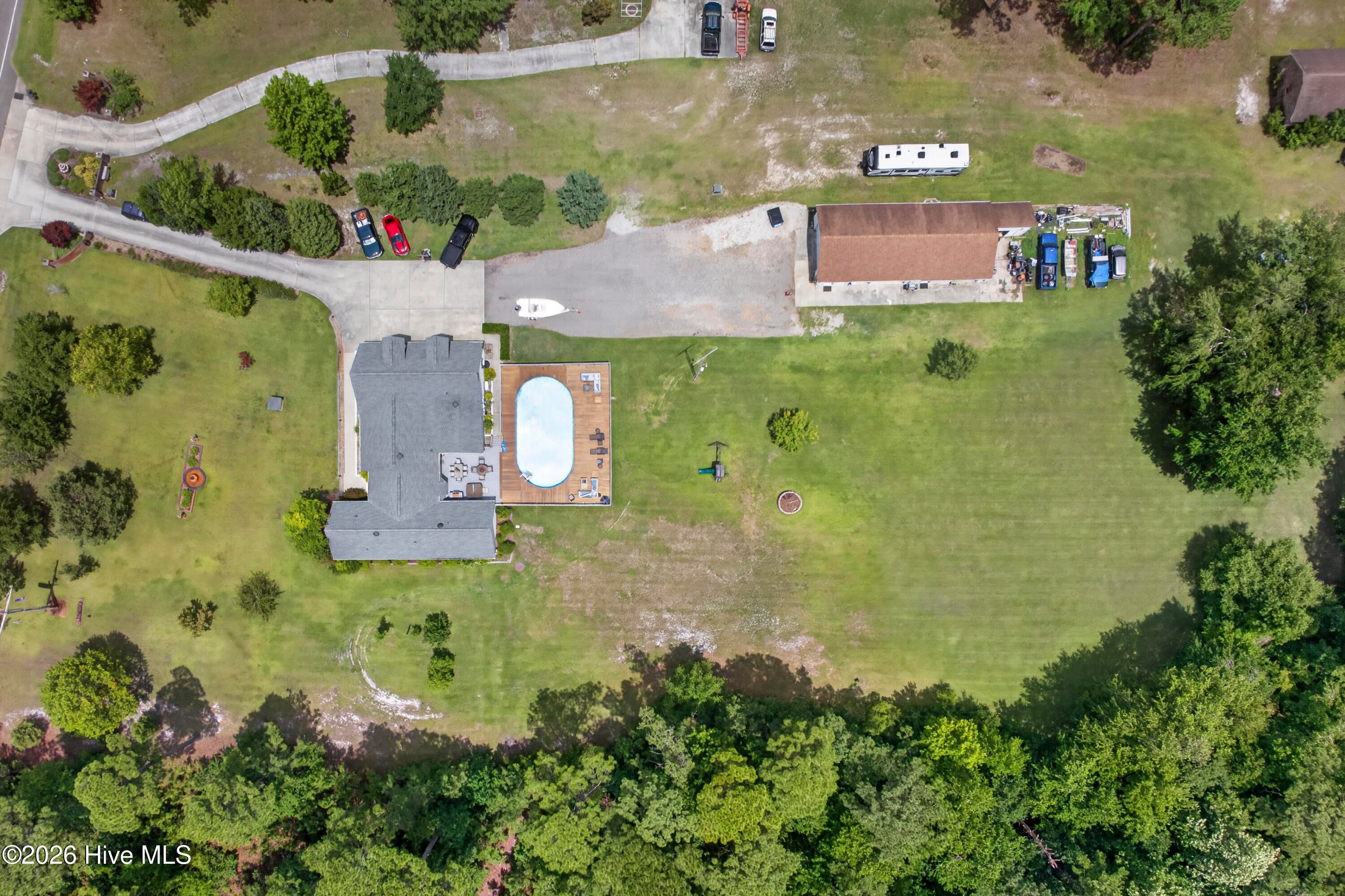 1520 River Road SE