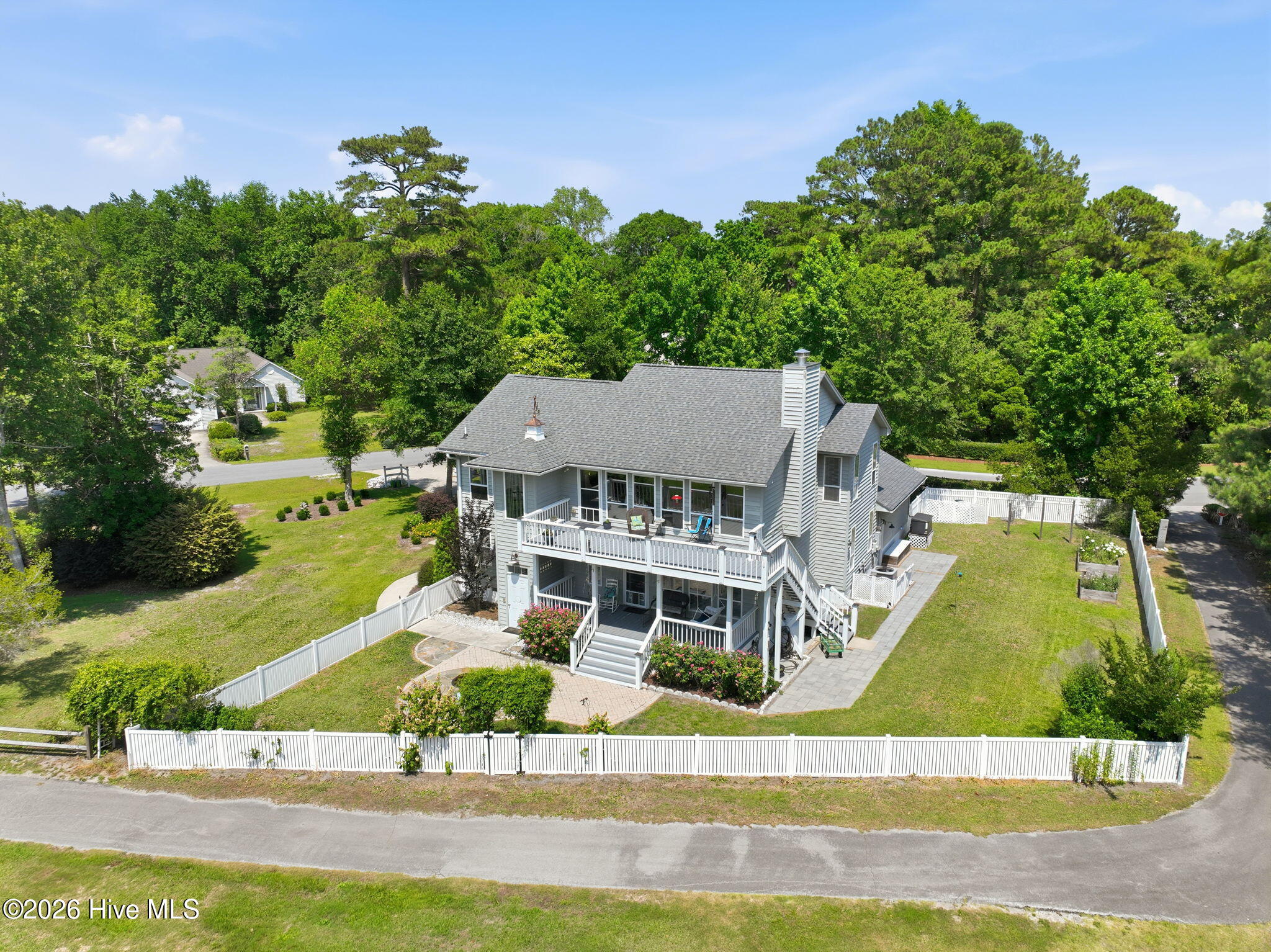 806 Lord Granville Drive