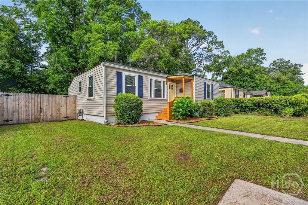 Photo of 2509 Louisiana Avenue, Savannah, GA 31404 (MLS # SA358617)