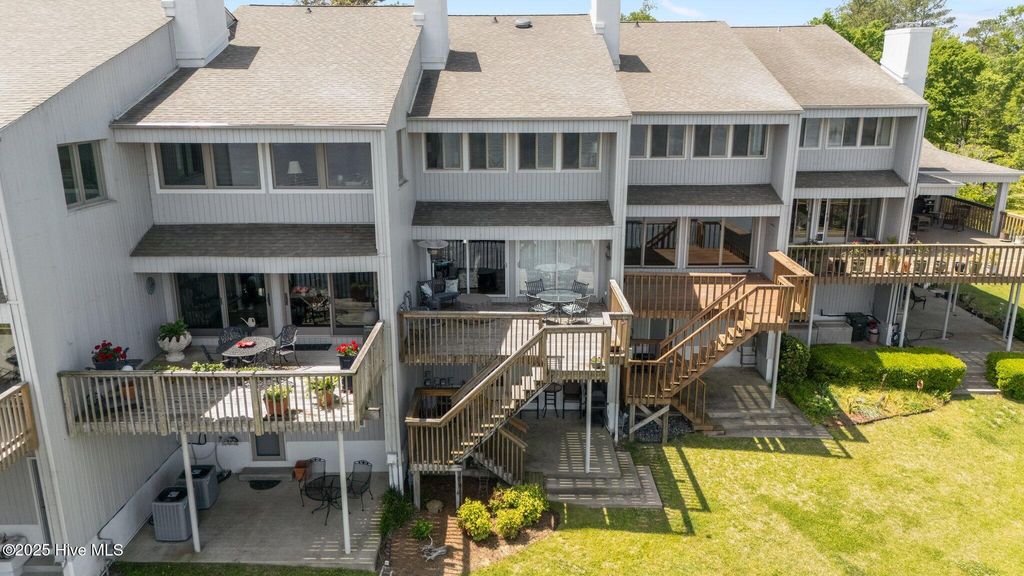 Photo of 23 Batts Hill Road, New Bern, NC 28562 (MLS # 100494952)