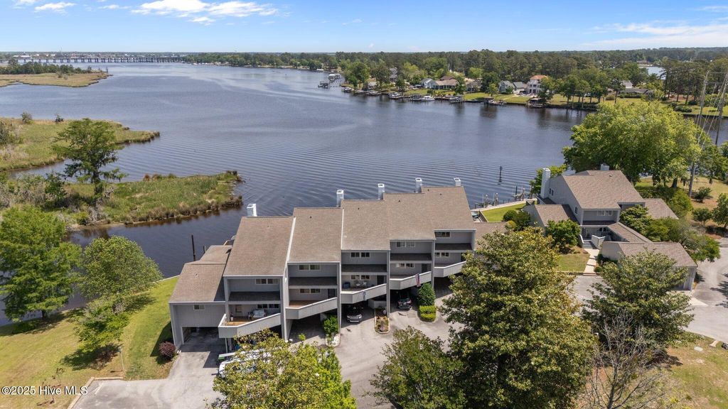 Photo of 23 Batts Hill Road, New Bern, NC 28562 (MLS # 100494952)