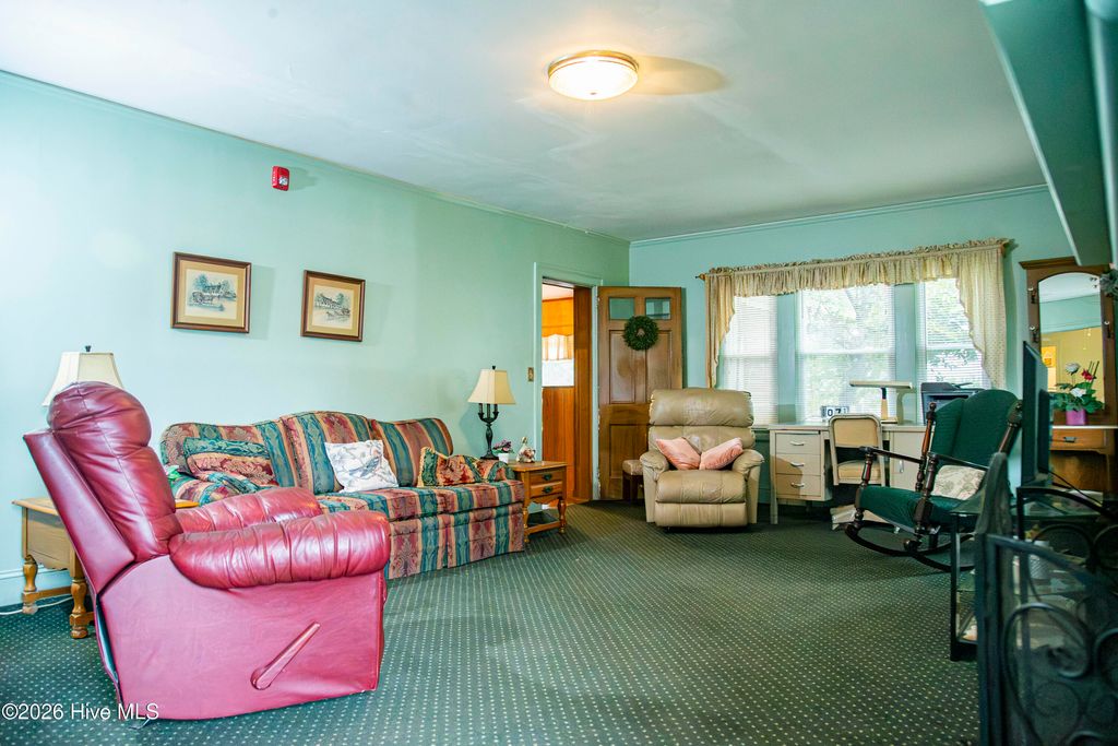 Photo of 200 N Main Street, Candor, NC 27229 (MLS # 100571373)