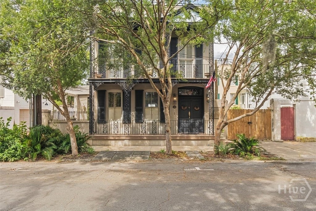 Photo of 439 Abercorn Street, Savannah, GA 31401 (MLS # SA364308)