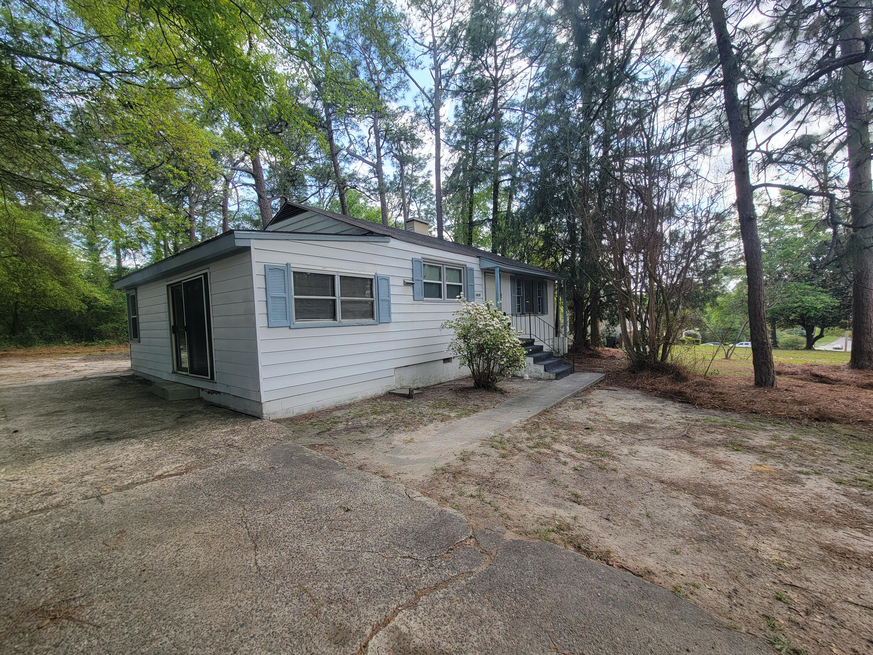 2826 Thomas Lane