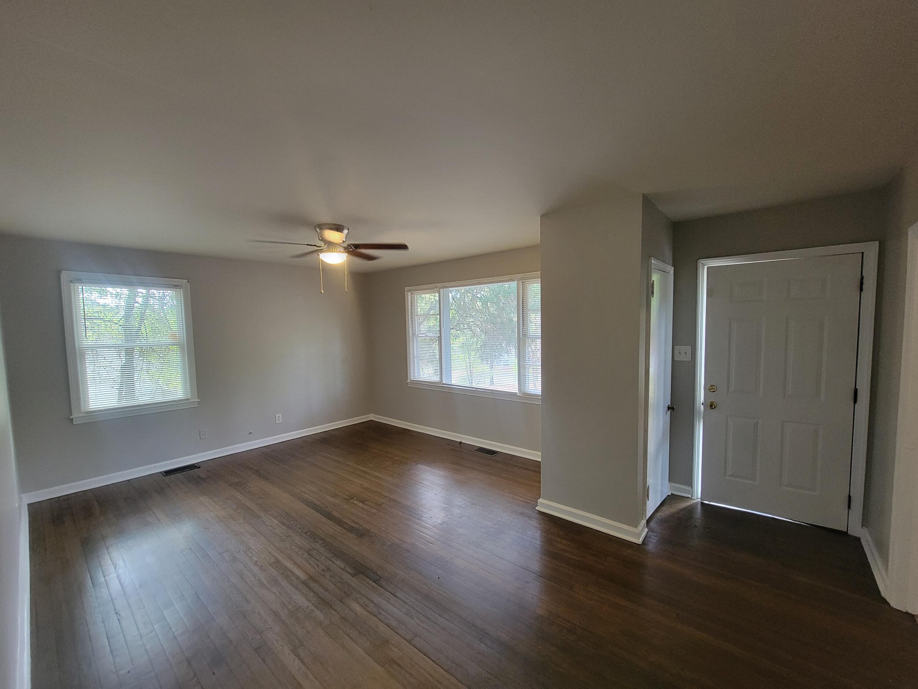 2826 Thomas Lane