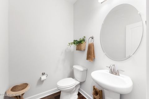 Tiny photo for 170 N Passerine Path, Hampstead, NC 28443 (MLS # 100546095)