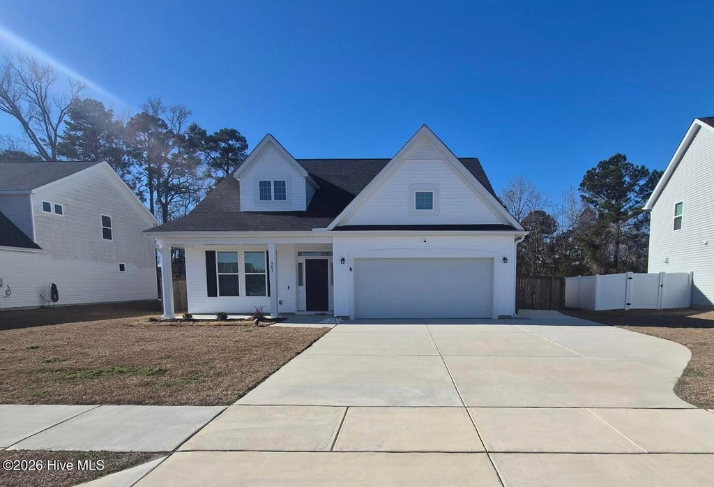 Photo of 301 Harvest Meadow Crossing, Jacksonville, NC 28546 (MLS # 100590216)