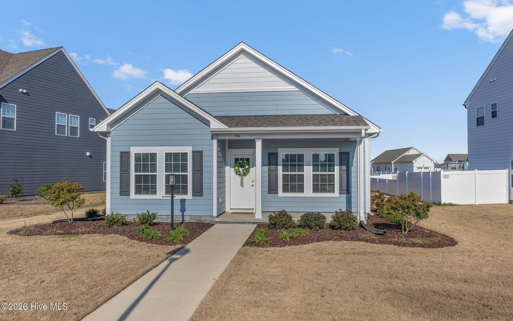 Photo of 304 Ryker Road E, Moyock, NC 27958 (MLS # 100562660)