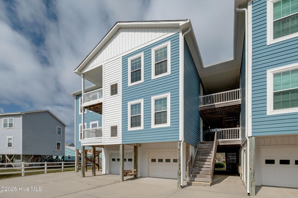 Photo of 1701 Bowfin Lane #Apt C, Carolina Beach, NC 28428 (MLS # 100498855)