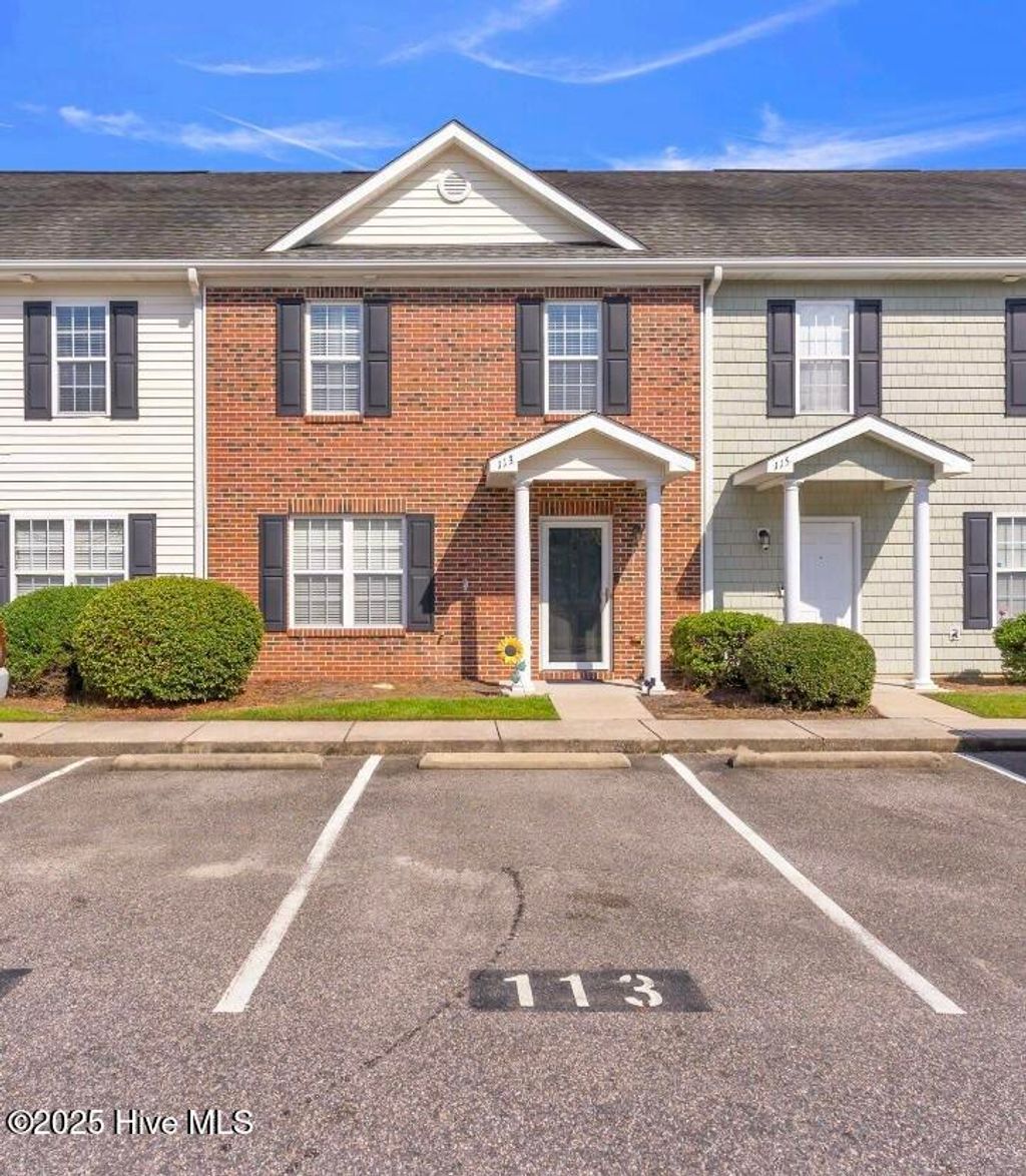 Photo of 113 Lincoln Place Circle, Leland, NC 28451 (MLS # 100527386)