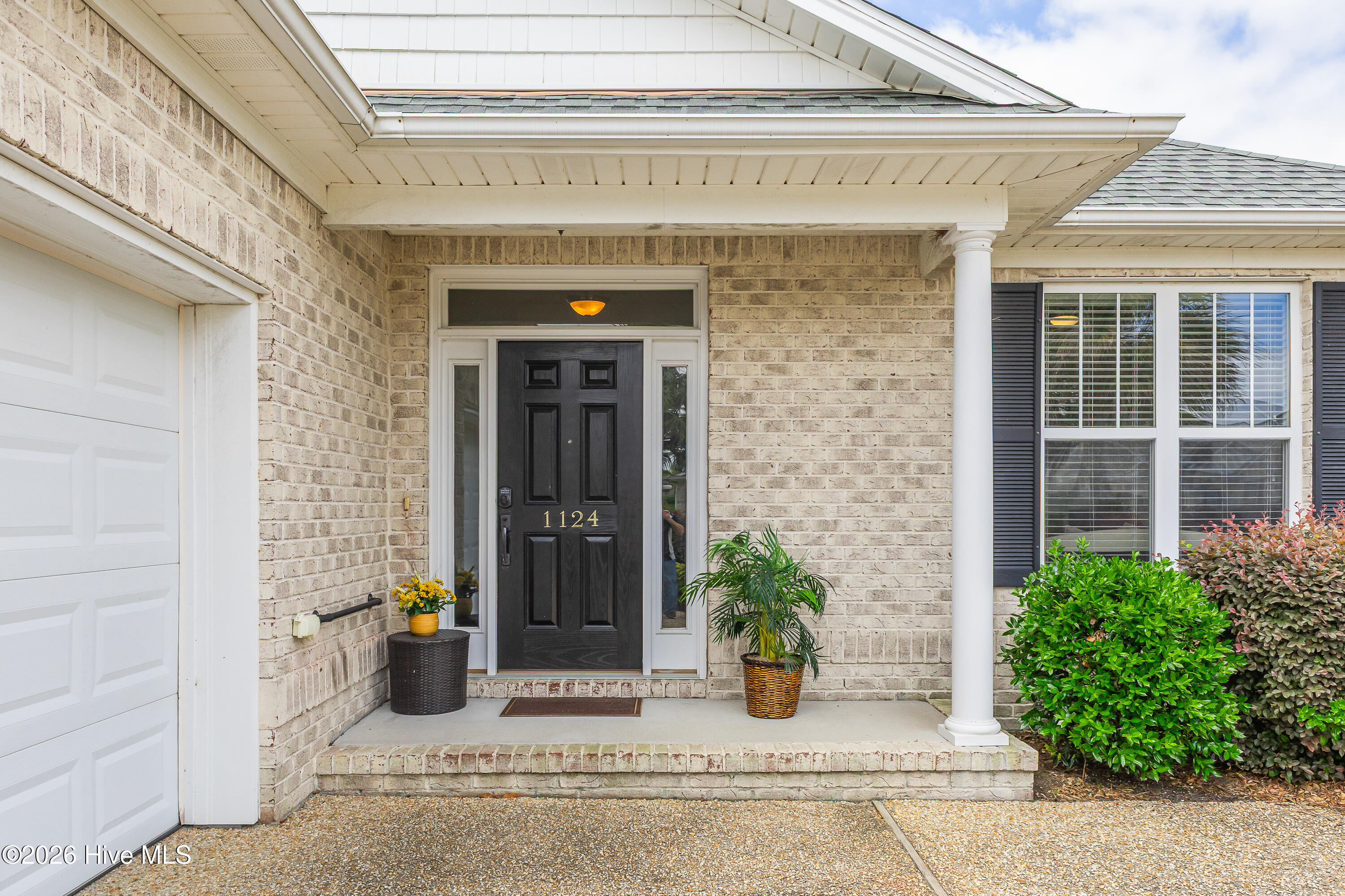 1124 Garden Club Way