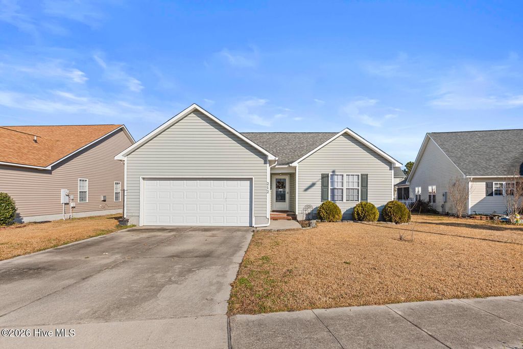 Photo of 212 Ashcroft Drive, Jacksonville, NC 28546 (MLS # 100549776)