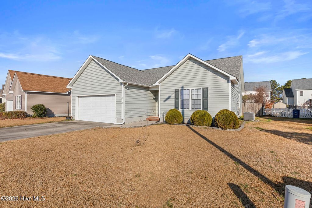 Photo of 212 Ashcroft Drive, Jacksonville, NC 28546 (MLS # 100549776)